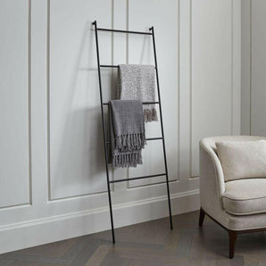 Escalera de toalla negra Jackson.