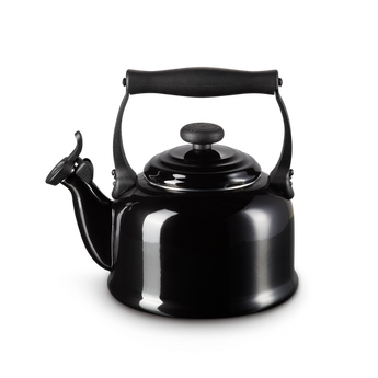 Tetera Le Creuset Tradition Negra.
