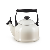 Tetera de merengue Le Creuset Tradition.