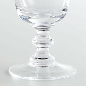 Vino tinto León de 11 onzas Cristal.