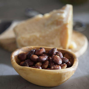 Bol para mordisquear de madera de olivo de 4,72 "x3,5".