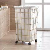 Revestimiento blanco de la cesta.