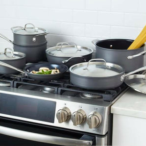 Set de ollas Cuisinart 12 piezas negras.