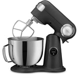 Batidora de pie Cuisinart negra.