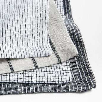 Trajes Servilletas de cóctel de lino azul marino, juego de 4.