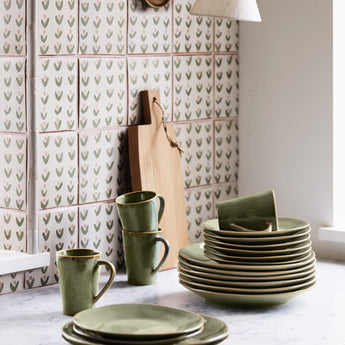 Elegant Marin stoneware dish set showcasing craftsmanship and durability, perfect for sophisticated dining experiences.