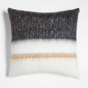 Cojín decorativo de mohair cepillado con tinta Avalanche de 58 x 58 cm