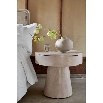 LFI Willy Nightstand II.