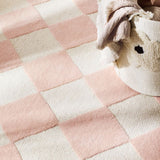 Tufted Daisy Floor Bin.