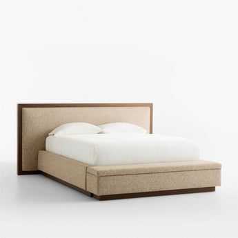 Ns Larchmont Stg Bench Qn Bed.