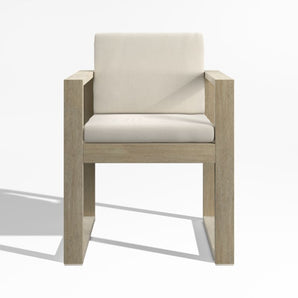 Sillón de comedor exterior de madera Mallorca con cojines color marfil