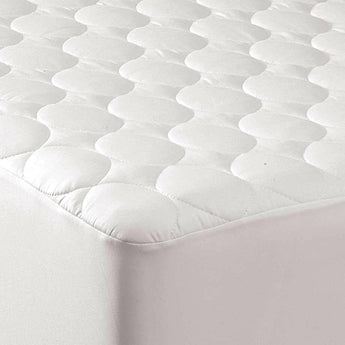 Queen Mattress Pad.
