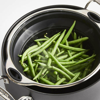Black Silicone Collapsible Colander & Steamer.