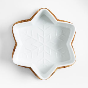 Holiday Snowflake Oven-to-Table Casserole Dish with Wood Trivet
