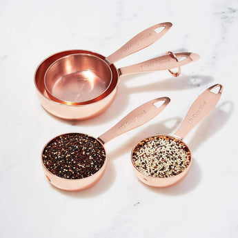 Measuring Cups, Set of 4.
