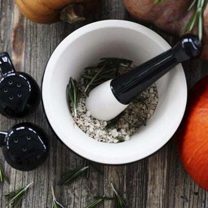 Le Creuset Mortero Negro.