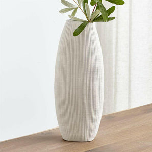 Alura Vase