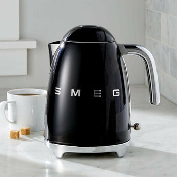 SMEG Retro Electric Kettle.
