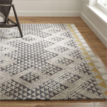 Thea Hand Hooked Wool Rug.