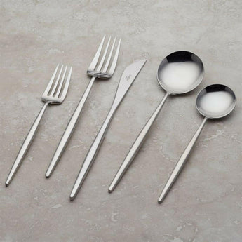 Aero Mirror 5-Piece Placesetting.